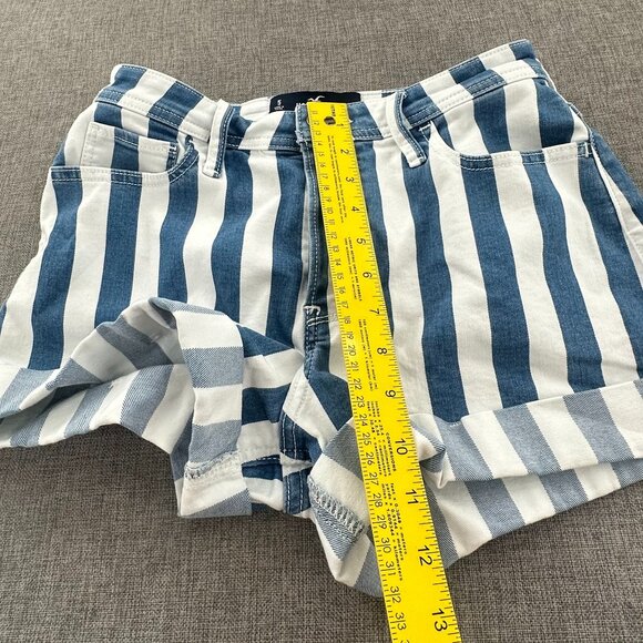 Hollister High Rise Cuffed Shorts Striped Blue White Button Up 5/27 Waist Cotton - Picture 4 of 12